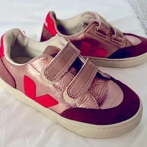 Veja metallic pink girls sneakers